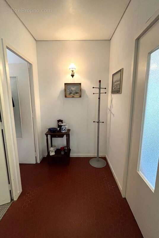 Maison à SALLES-LAVALETTE