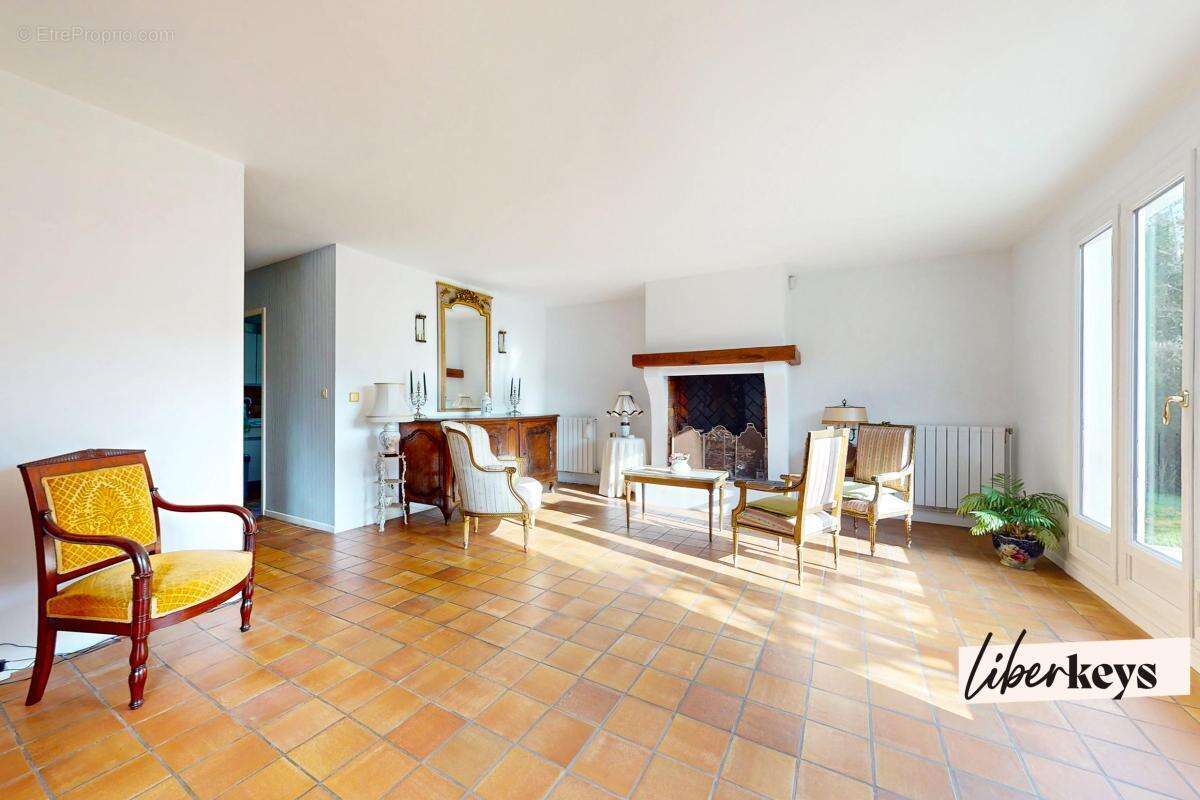 Maison à LONGPONT-SUR-ORGE