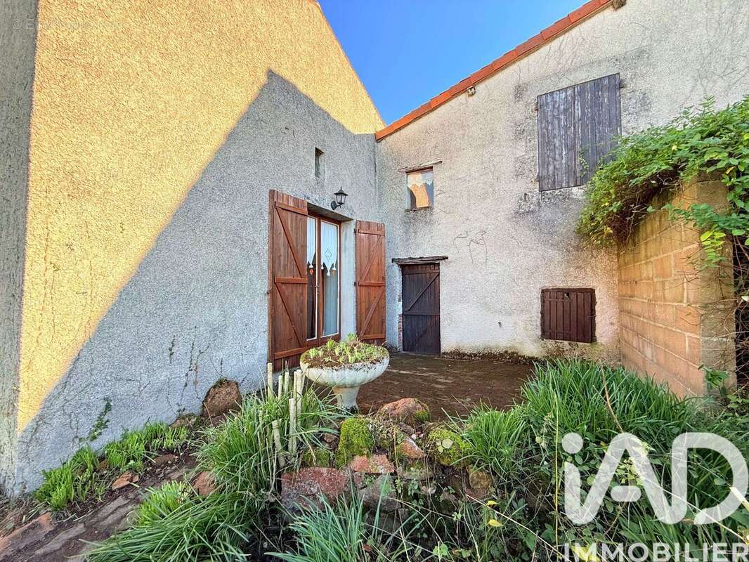 Photo 5 - Maison à AVAILLES-LIMOUZINE