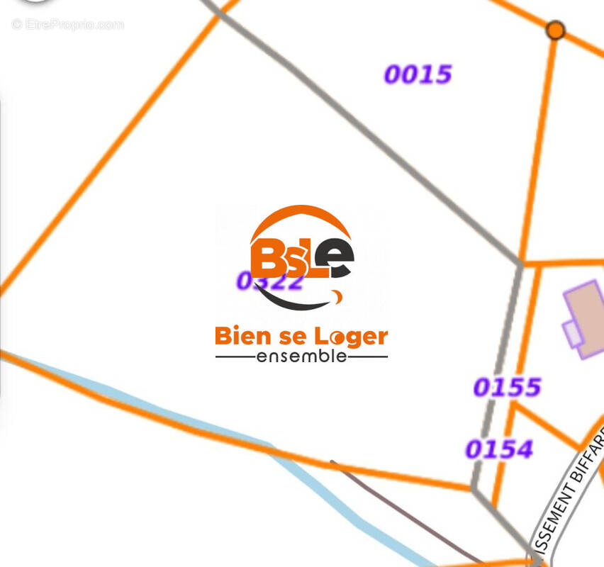 Terrain à SAINT-ALBAN-SUR-LIMAGNOLE