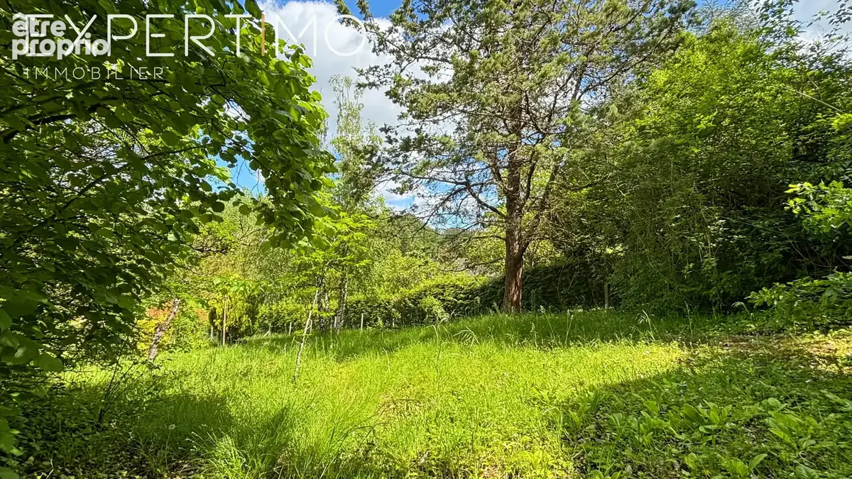 Terrain constructible (à viabiliser) dans un environnement bucolique - photo 2