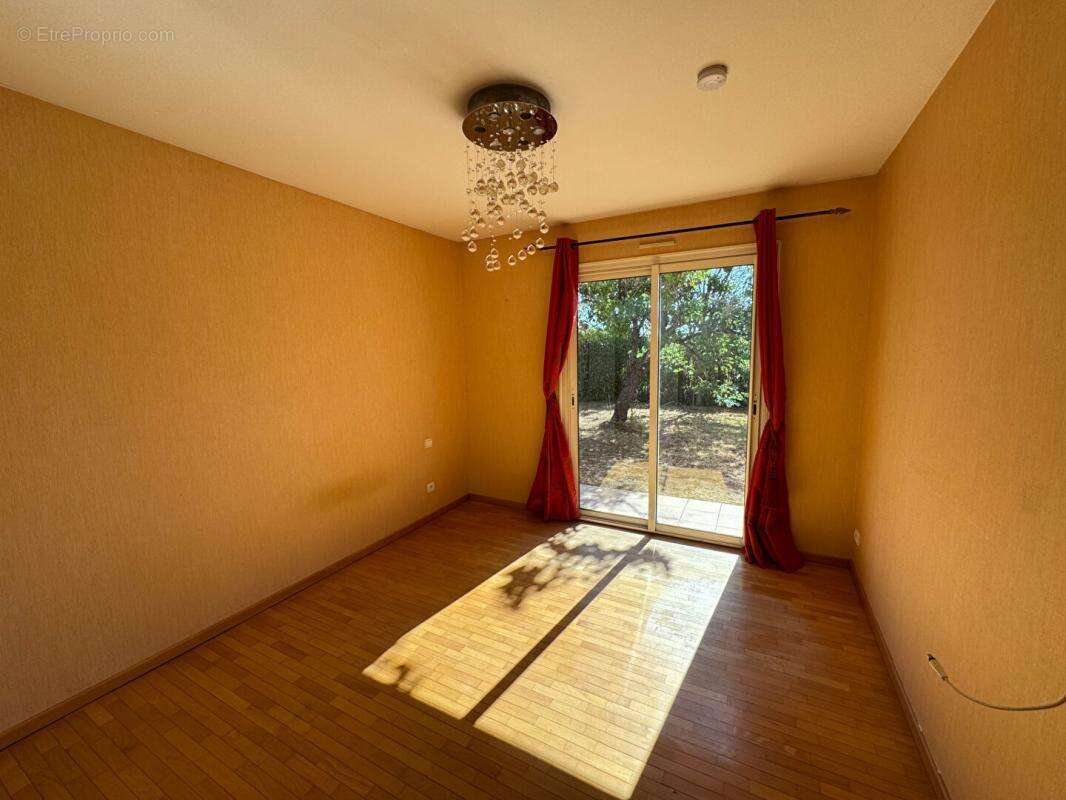 EXCLUSIVITÉ - PIBRAC Maison  6 pièce(s) 177m² - photo 4