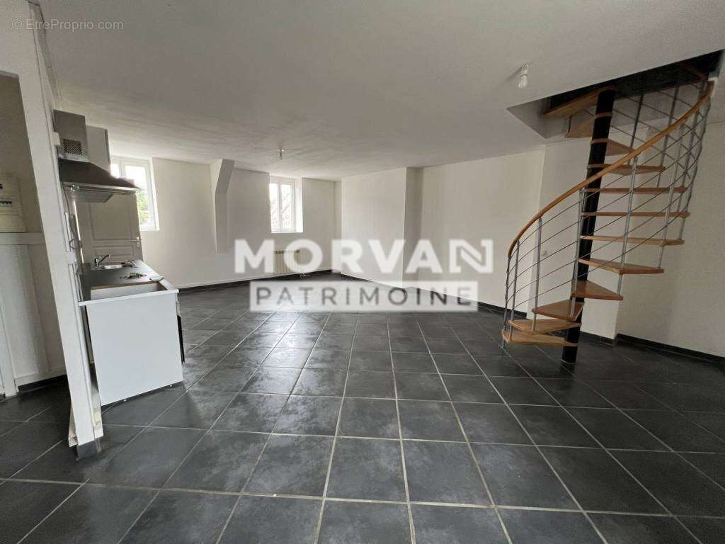 Appartement à CHATILLON-EN-BAZOIS