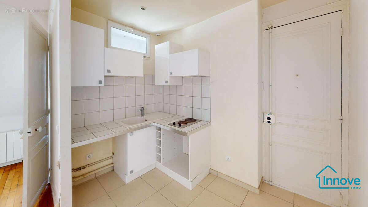 Appartement à PARIS-14E