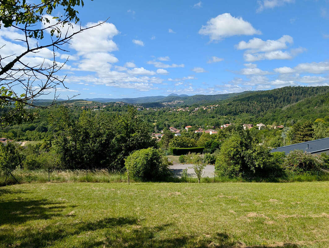 Maison d'architecte avec vue panoramique sur la Chaîne des Puys ! Terrain de 2 600 m² divisible - photo 9