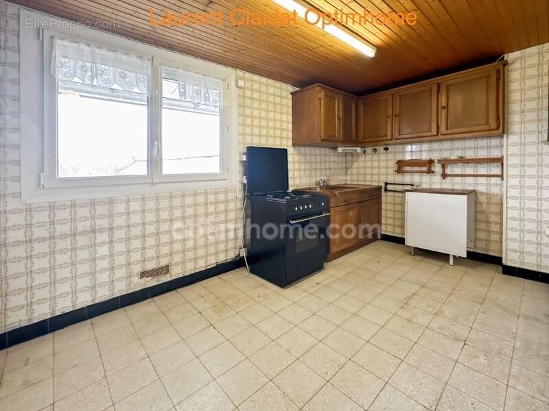 Maison à SAINT-QUENTIN