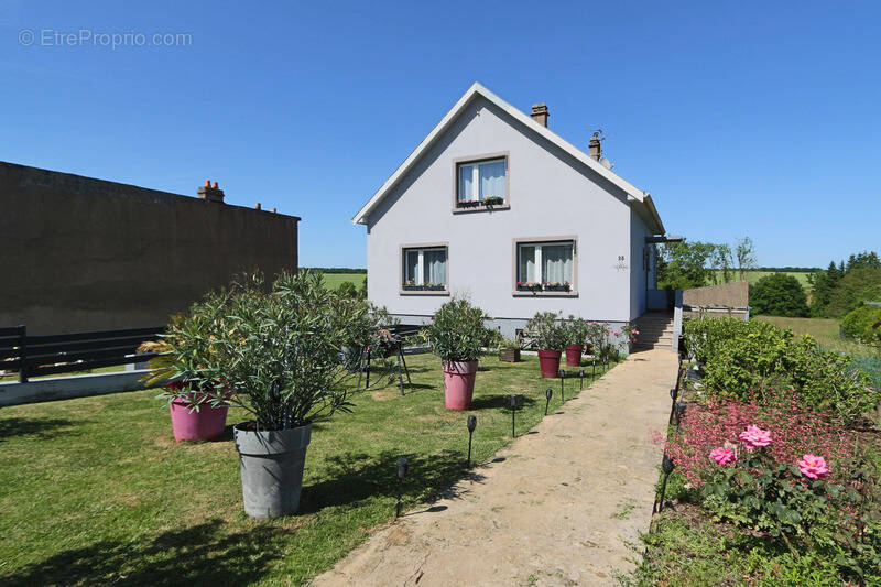 Maison à ROUSSY-LE-VILLAGE