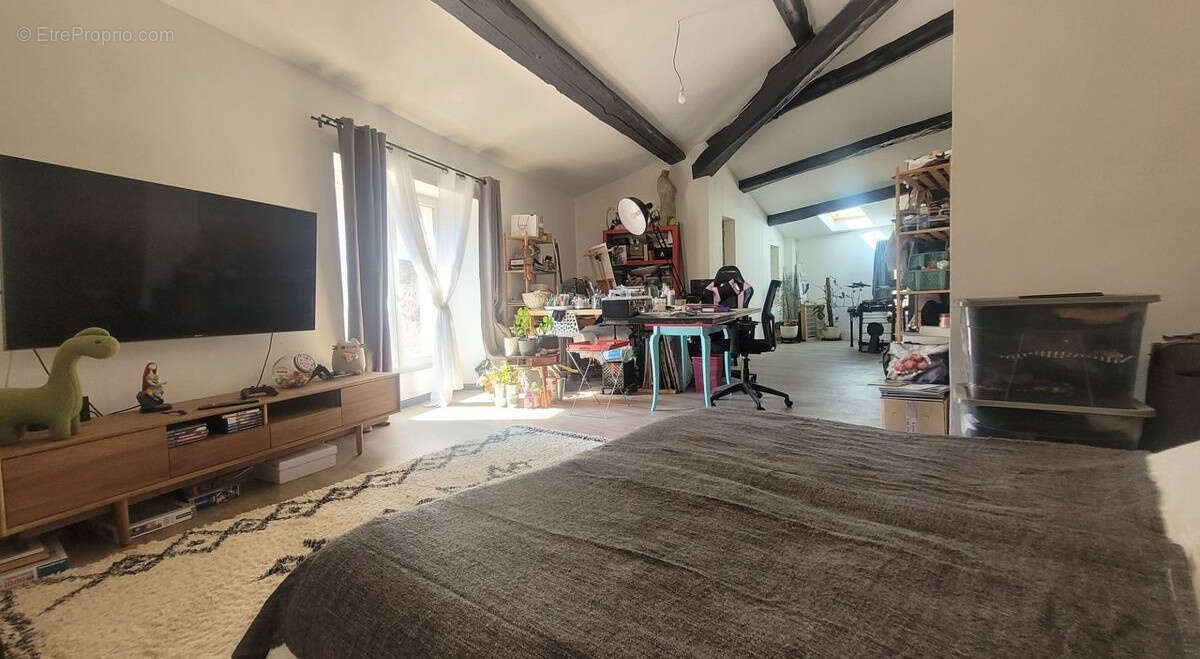 Maison à POURCIEUX