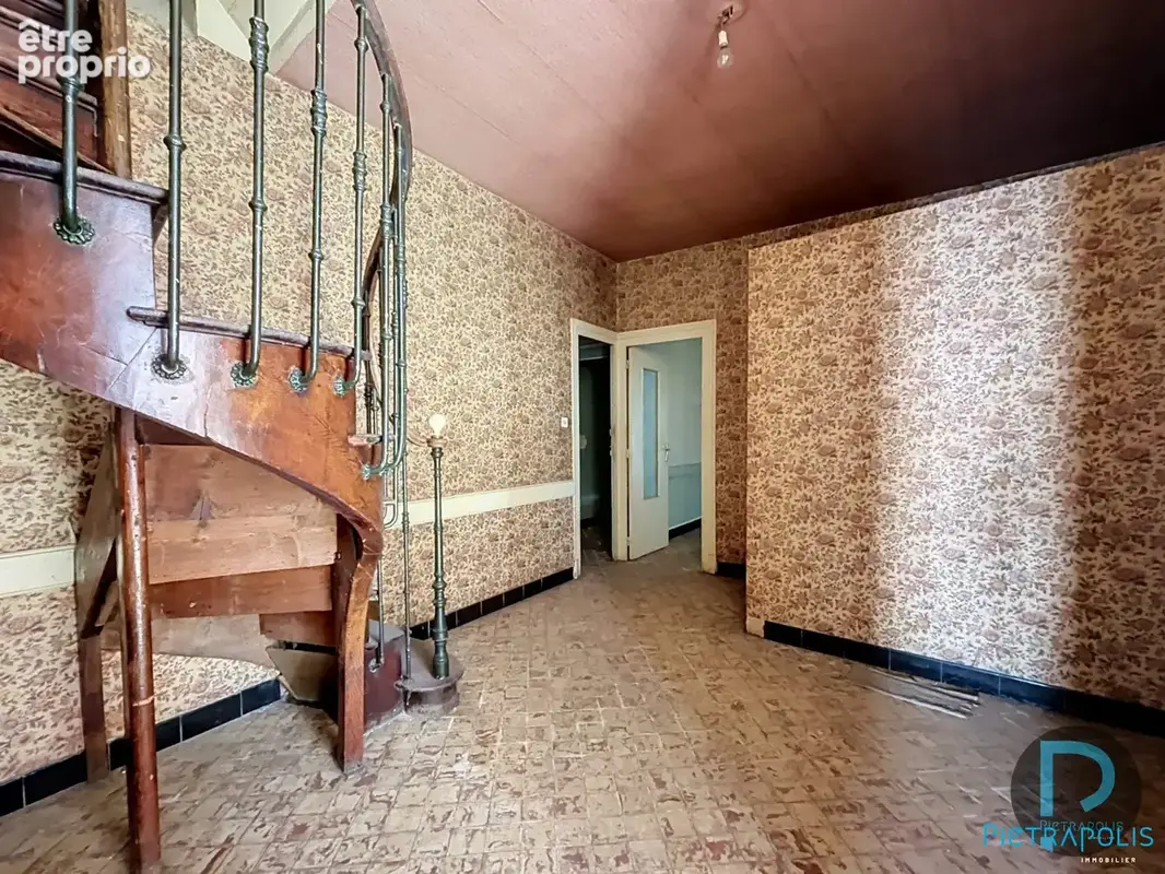 Appartement 256 m² à Pont-De-Veyle  - photo 5