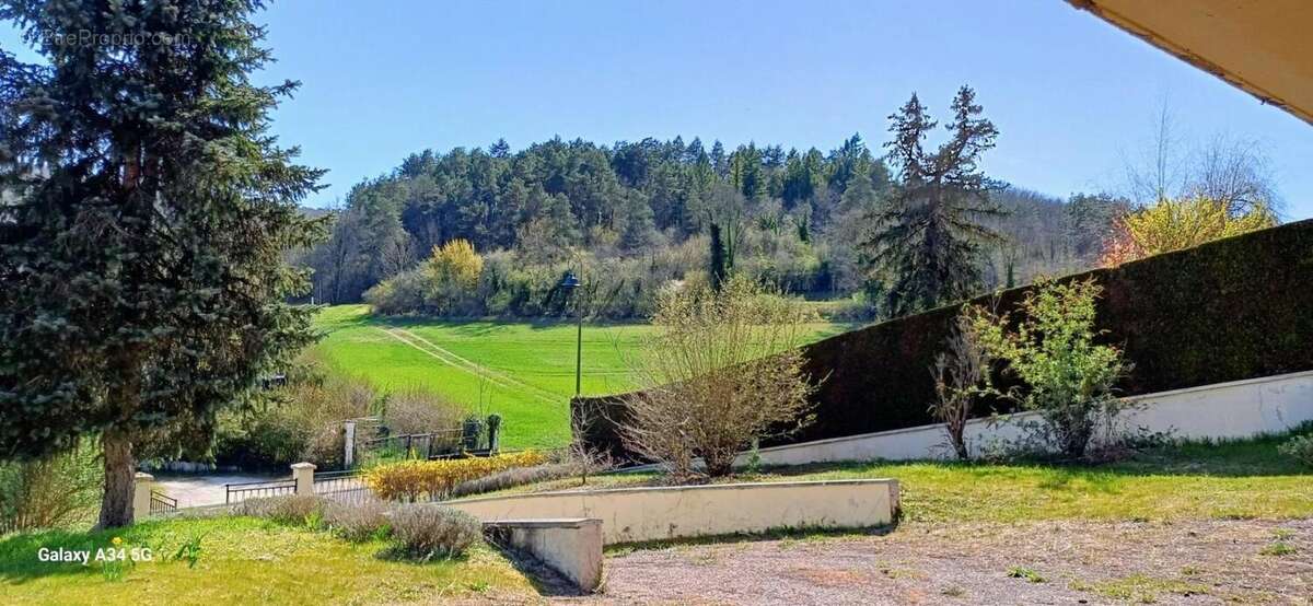 Maison à AISY-SUR-ARMANCON