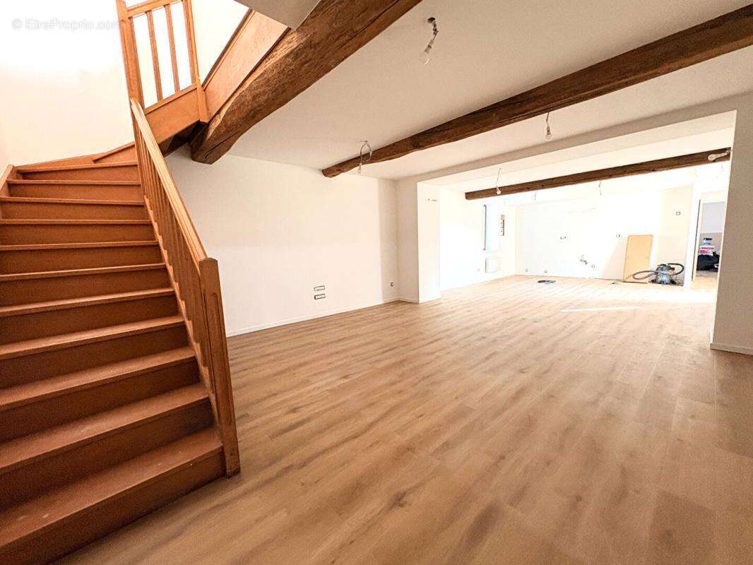 Maison à SAINT-DIDIER-SUR-CHALARONNE