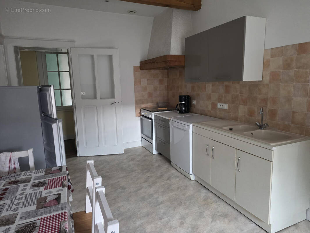 Appartement à THIAUCOURT-REGNIEVILLE