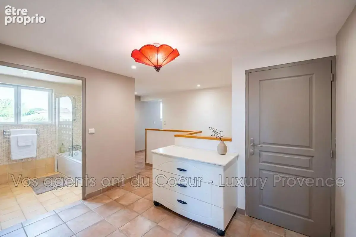 vente maison 4 Pièce(s) - photo 5