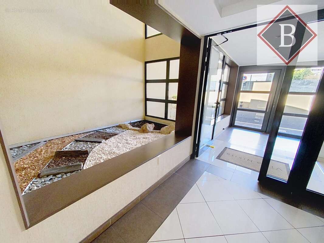 Appartement à MOUGINS