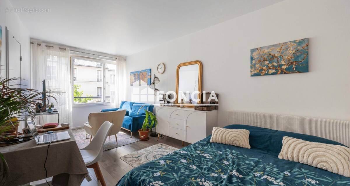 Appartement à PARIS-19E