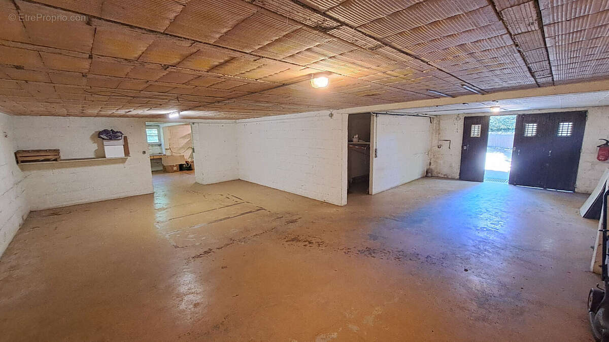 Maison à CERNAY-LA-VILLE