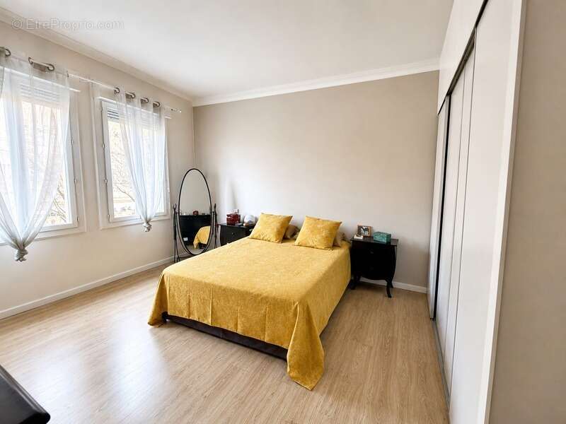 Maison de ville 5 chambres avec jardin dans le quartier des Arènes à Béziers - photo 9