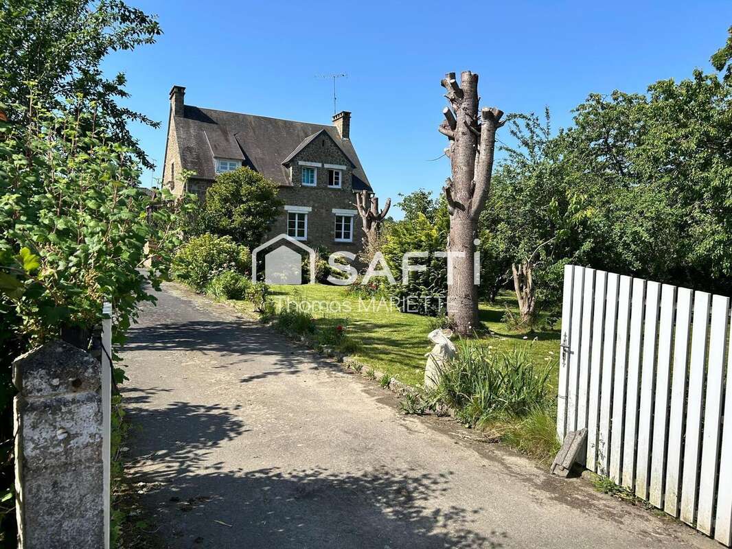 Photo 2 - Maison à SAINT-HILAIRE-DU-HARCOUET