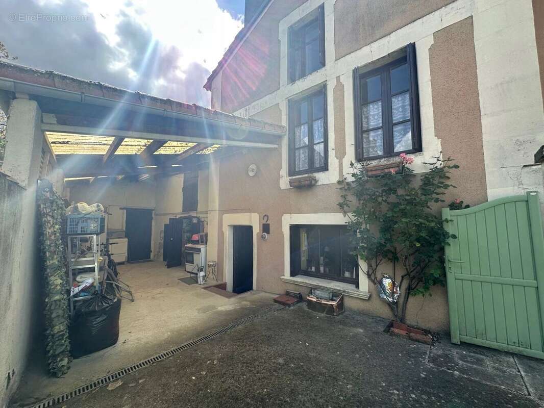 Maison à MARIGNY-BRIZAY