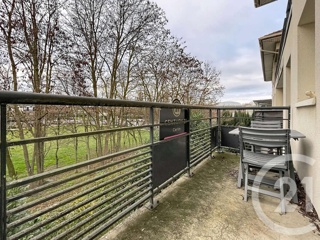 Appartement à MOISSY-CRAMAYEL