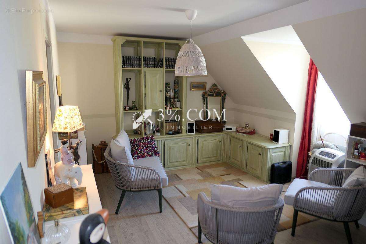 Maison à SAINT-REMY-BOSCROCOURT