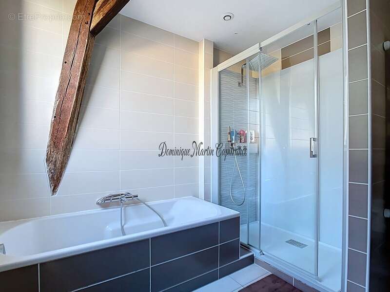 Maison à COURDEMANCHE