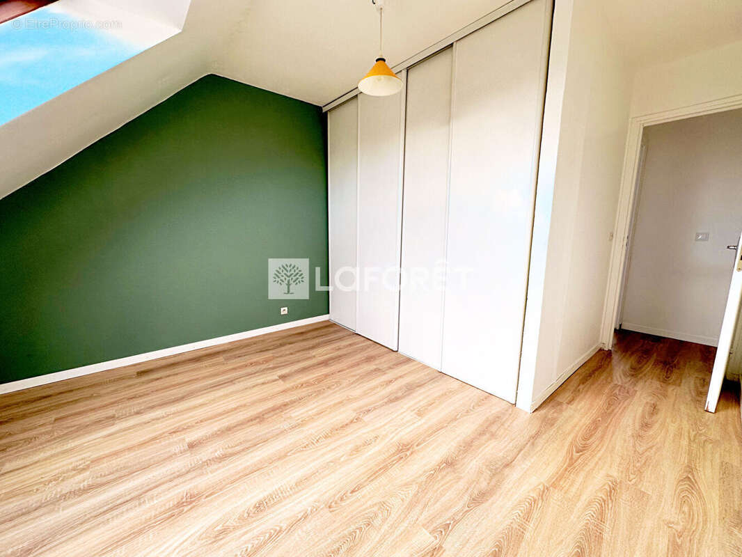 Maison à SAINT-GERMAIN-LES-ARPAJON