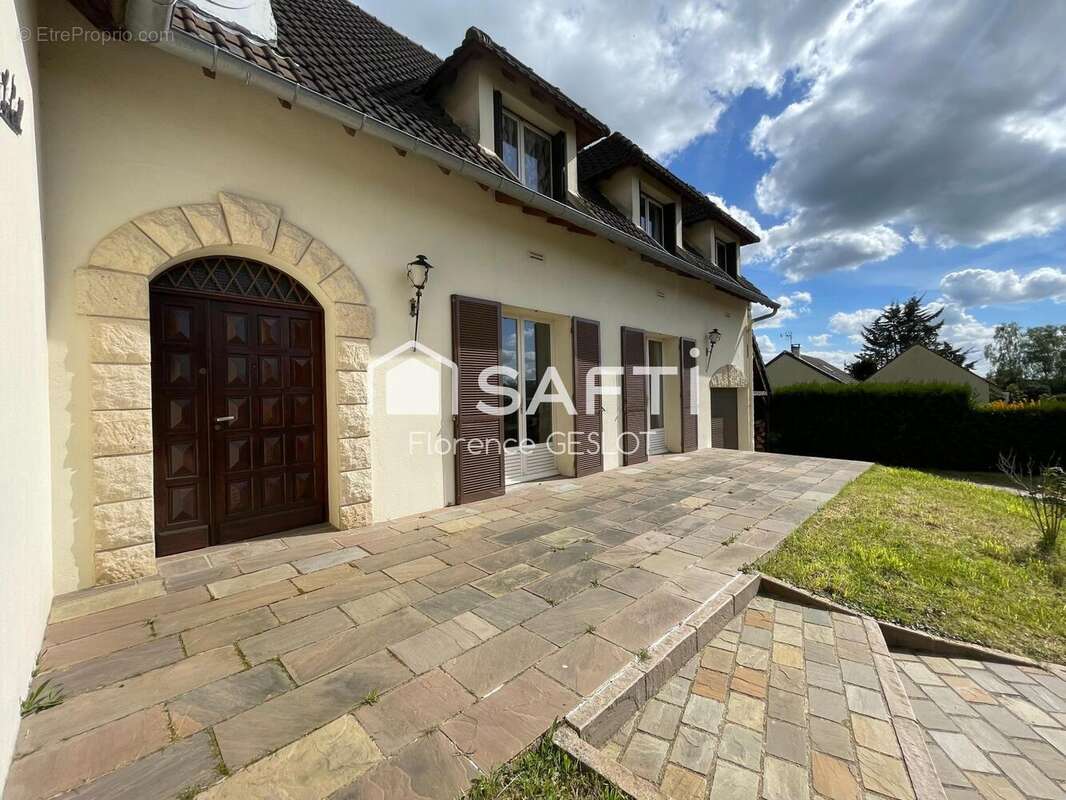 Photo 2 - Maison à CERNAY-LA-VILLE