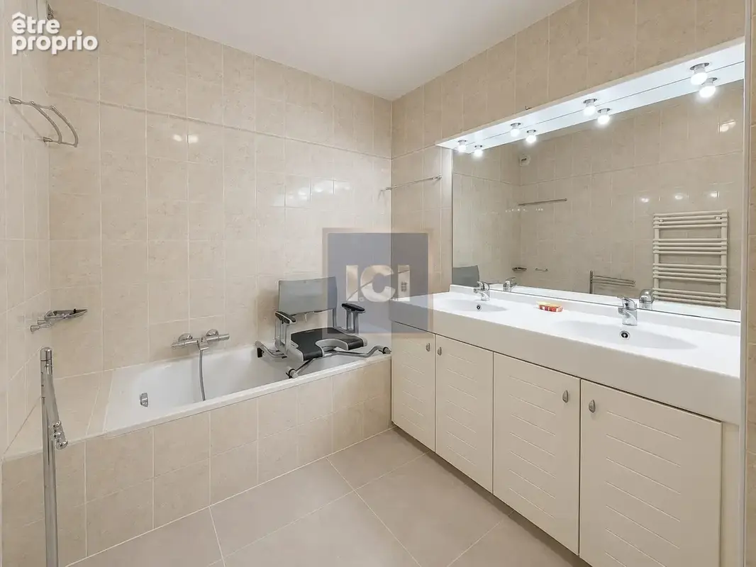 Appartement 3 pièces 81 m² à vendre à Sainte-Maxime (83120) - photo 6