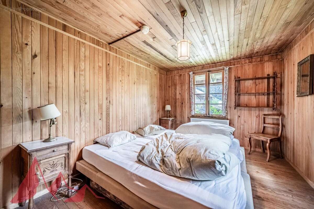 EXCLUSIVITÉ MORZINE IMMOBILIER — Les Udrézants : un penthouse à créer, à deux pas du centre - photo 8