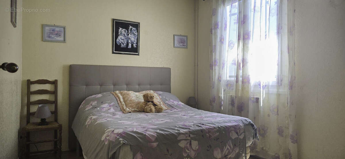 Maison 117 m² à Chaniers  - photo 4