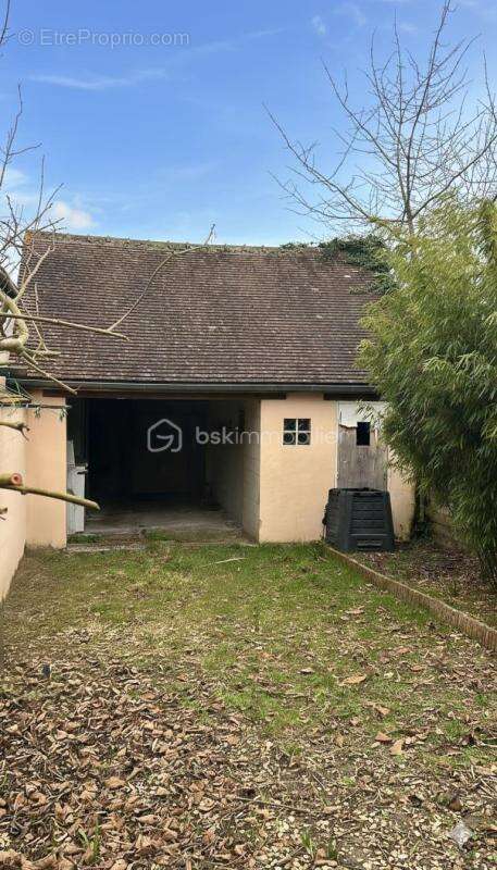 Maison familiale avec jardin, piscine et dépendance – Champigny - photo 15