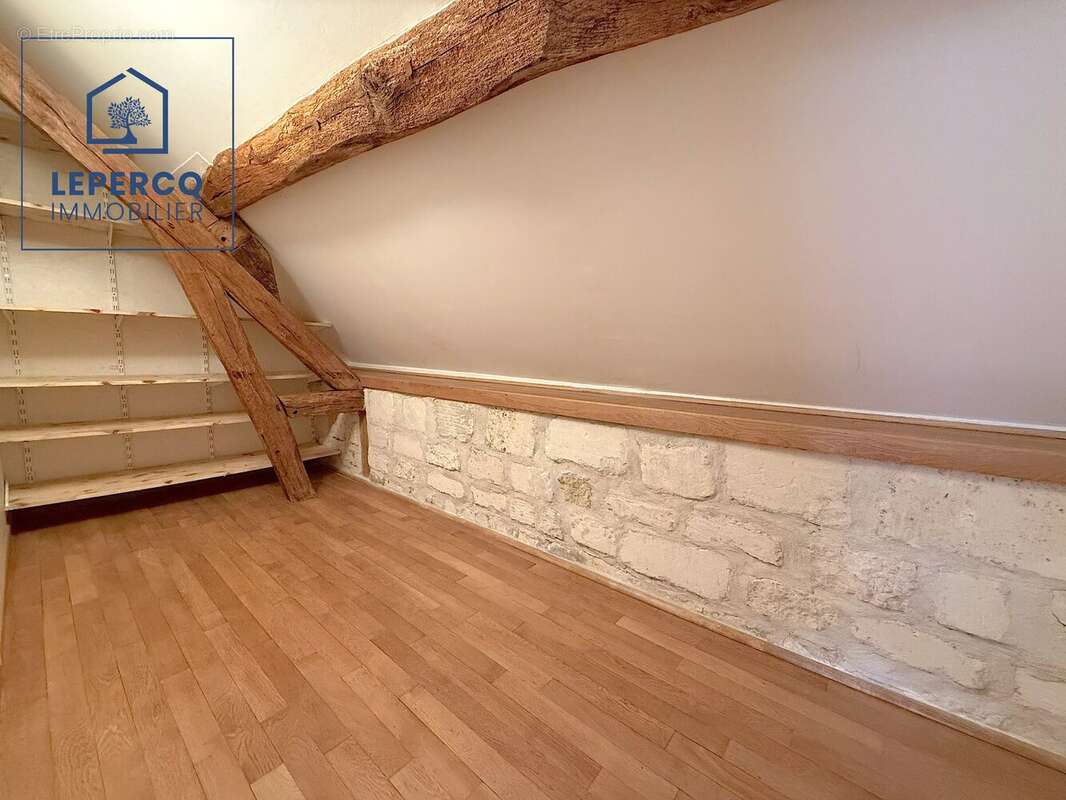 Maison à NANTEUIL-LE-HAUDOUIN