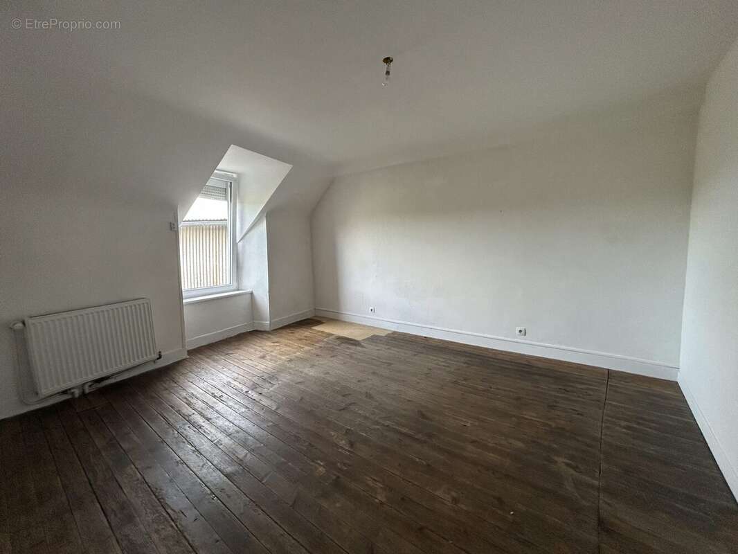 Maison 115 m² à Pont-D'ouilly  - photo 7