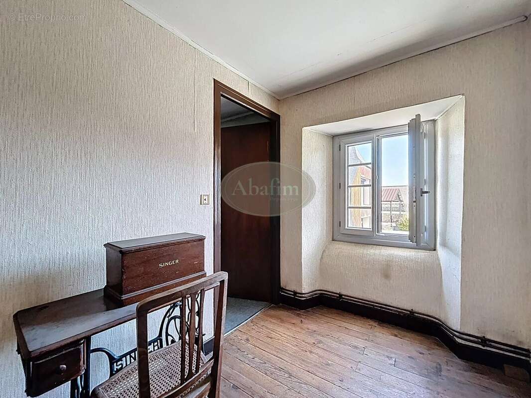 Maison et appartement - photo 8