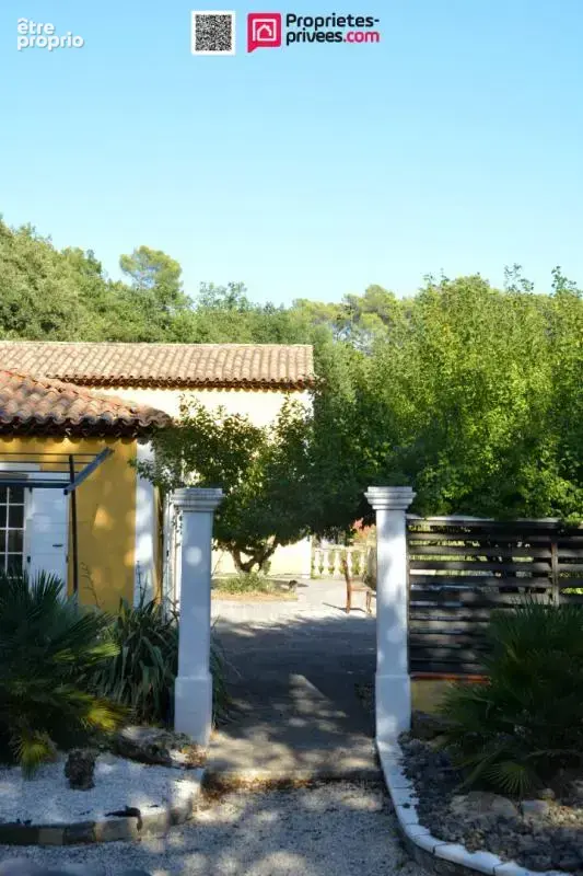 Charmante maison Provençale à 499 500 euros - photo 3