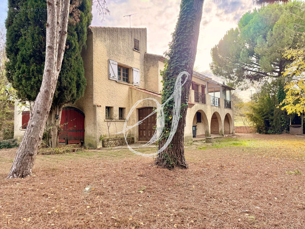 Maison à LAVERUNE