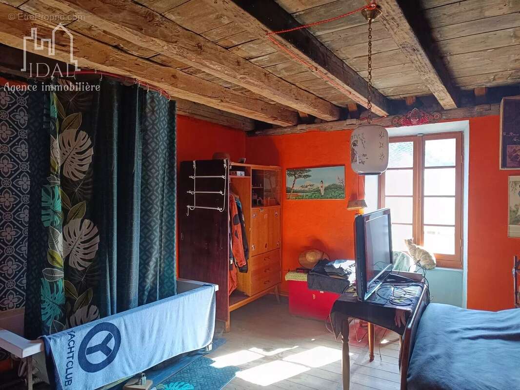 Appartement à MARVEJOLS