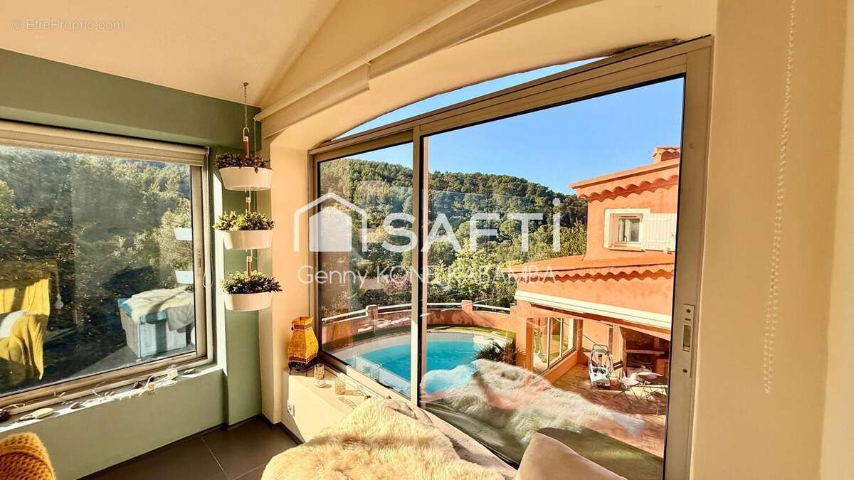 Photo 4 - Maison à LA SEYNE-SUR-MER