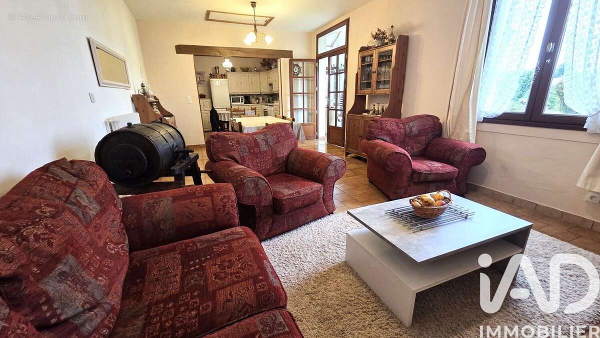Maison 160 m² à Saint-Ellier-Du-Maine  - photo 9