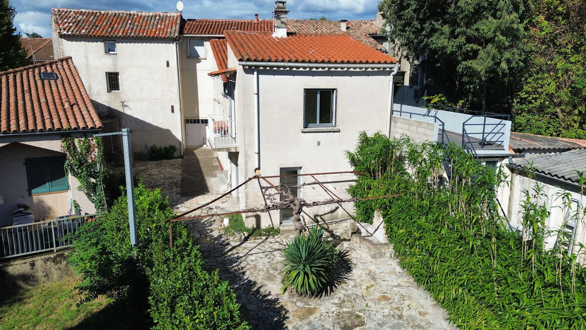 Appartement à SAINT-CHRISTOL-LES-ALES