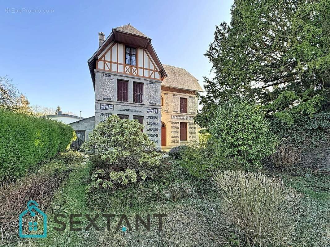 Maison à EPOUVILLE