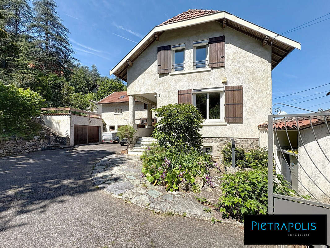 Maison à BRIGNAIS