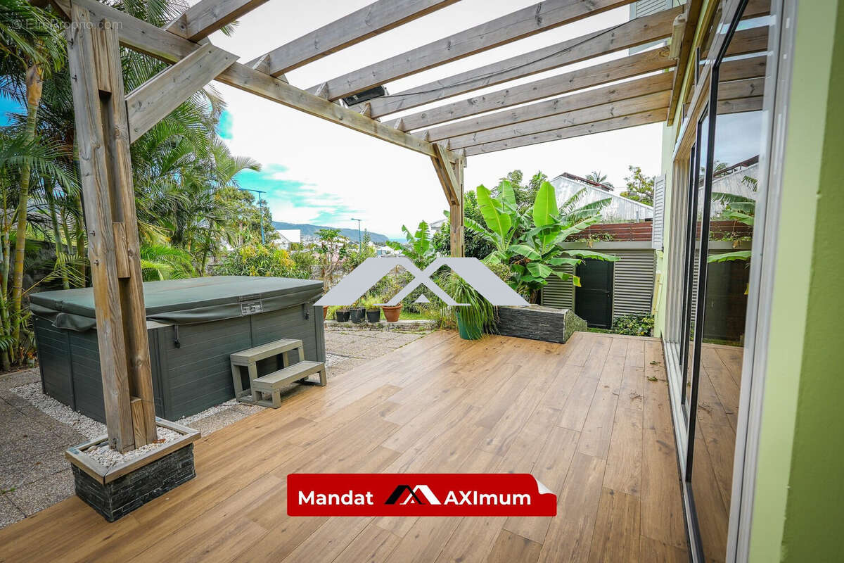 Maison à SAINTE-MARIE