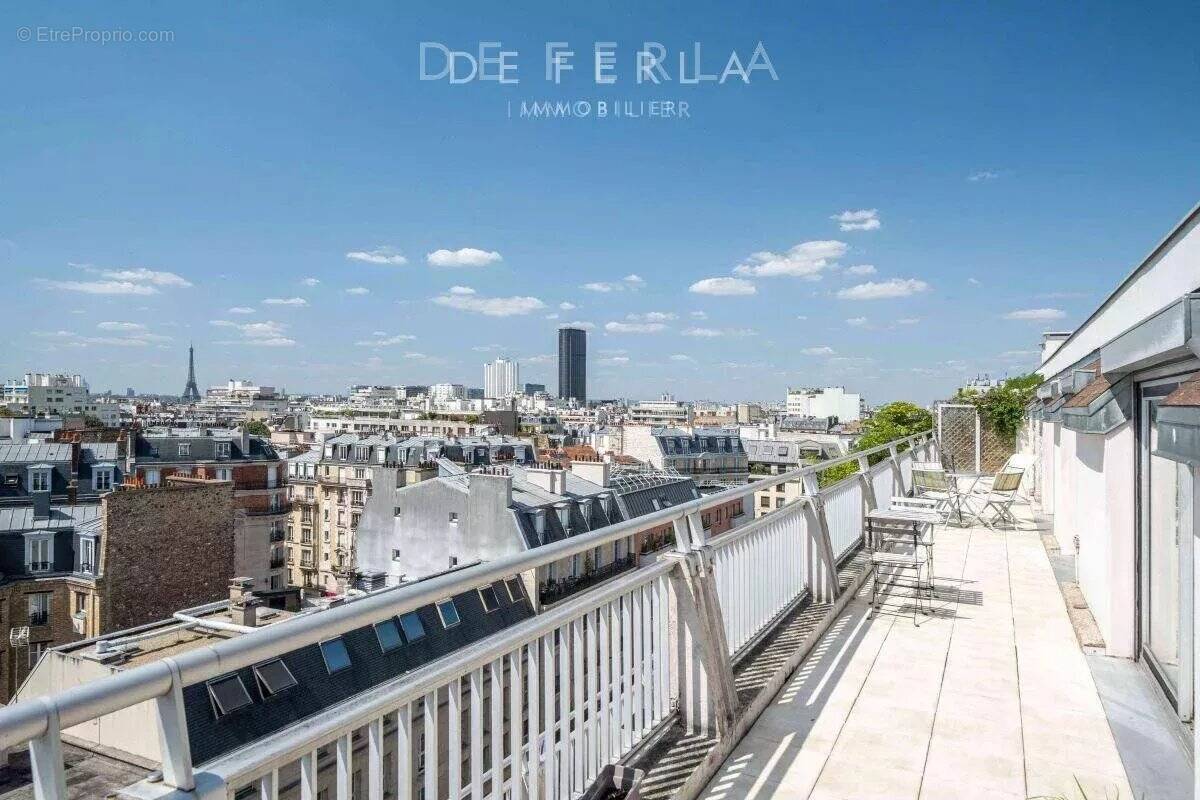 Appartement à PARIS-14E