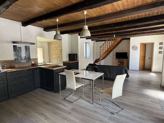 Maison à COMBRESSOL