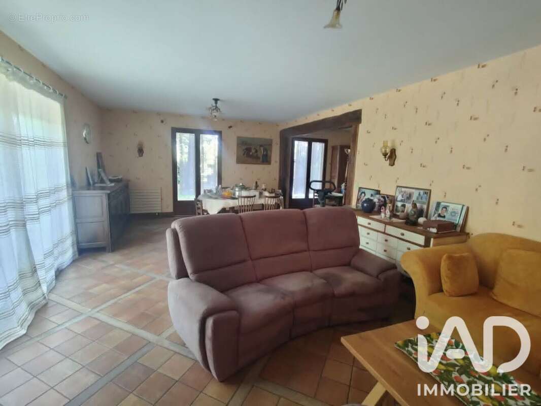 Maison 180 m² à Ymonville  - photo 8