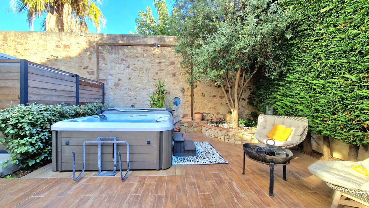 Maison à SAINT-RAPHAEL