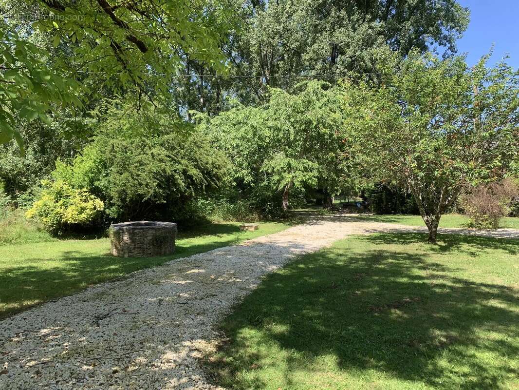 Maison à SARLAT-LA-CANEDA