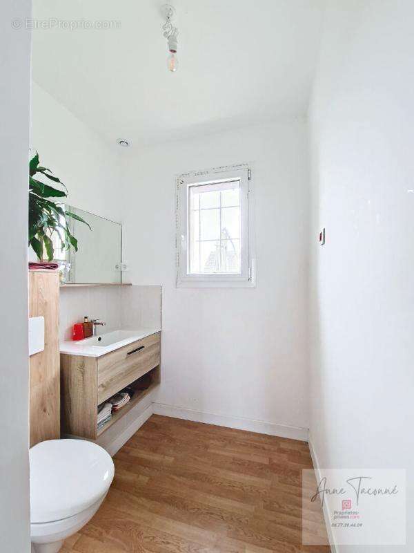 Maison à AULNAY-LA-RIVIERE